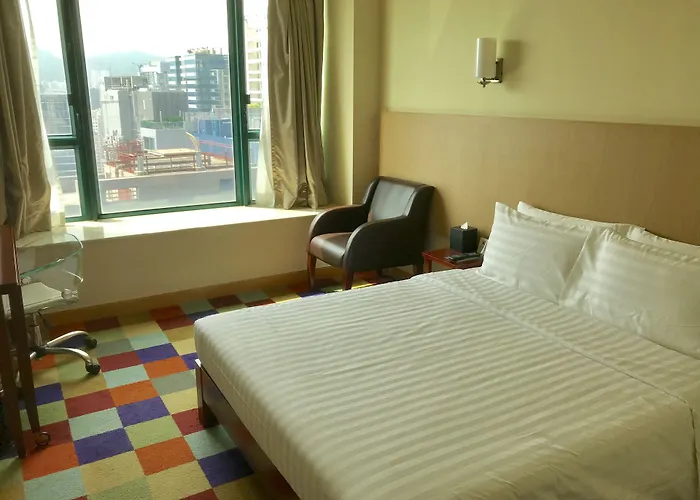 Hotel Cozi Harbour View