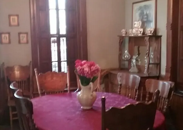 Smithville Historical Museum And Inn