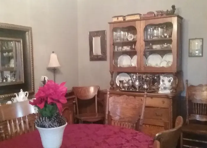 Smithville Historical Museum And Inn