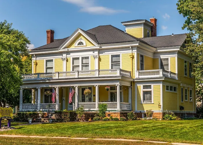 Ringling House Bed & Breakfast