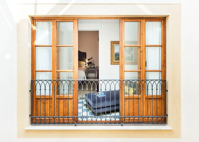 Hotel Gloria De Sant Jaume