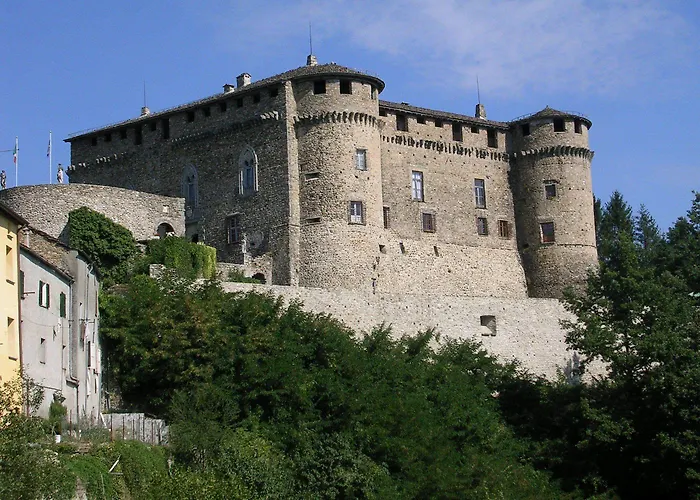 Castello Di Compiano Hotel Relais Museum