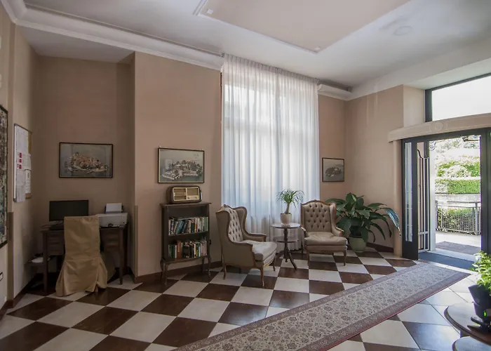Hotel Flora Stresa