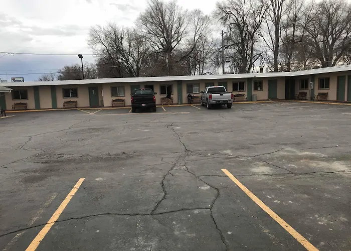 Paintbrush Motel