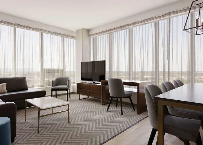 Sheraton Saint-Hyacinthe Hotel