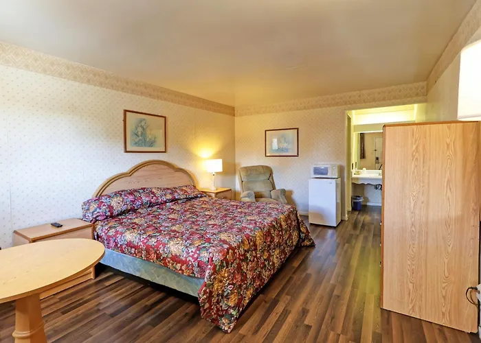 Hotel O Relax Inn Lewisburg Near I-64