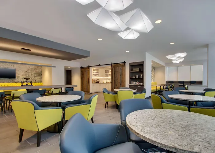 Iowa City Dog Friendly Hotels