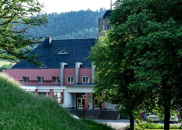 Haus des Volkes - Das Bauhaushotel