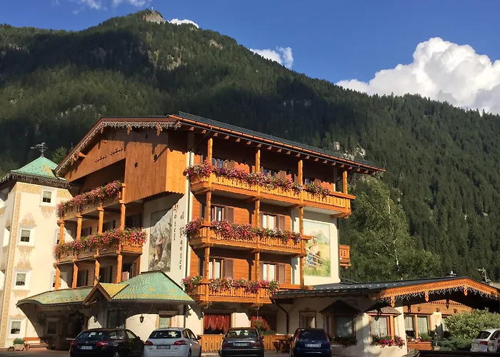 Hotel El Paster Pozza di Fassa