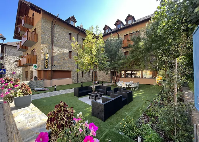 Hotel Els Encantats