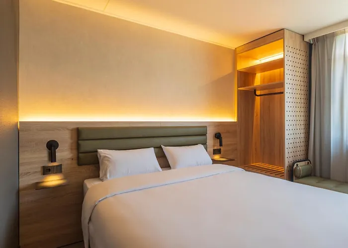 Campanile Hotel & Restaurant Breda