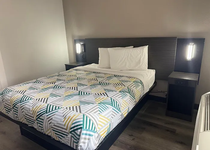 Motel 6-Enfield, Ct - Hartford