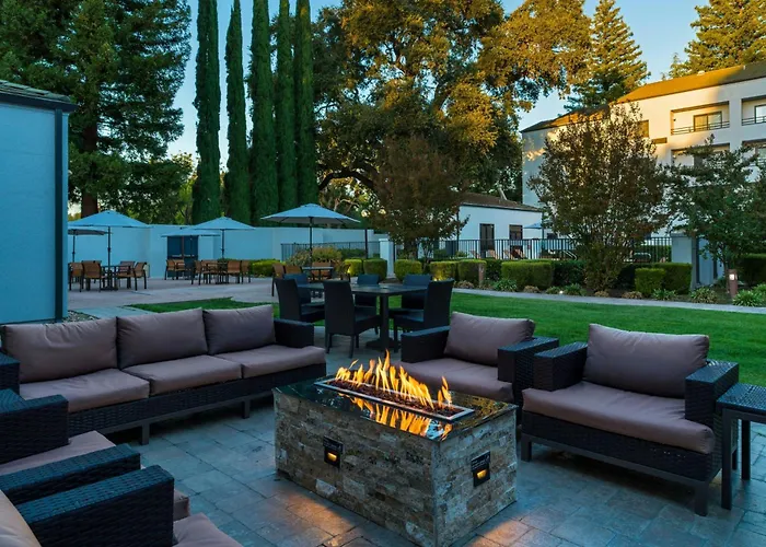 Courtyard Sacramento Airport Natomas