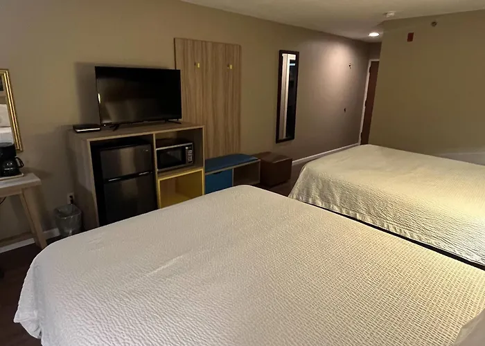 Days Inn & Suites By Wyndham Cuba
