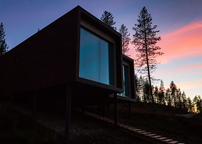 Arctic Treehouse Hotel Rovaniemi