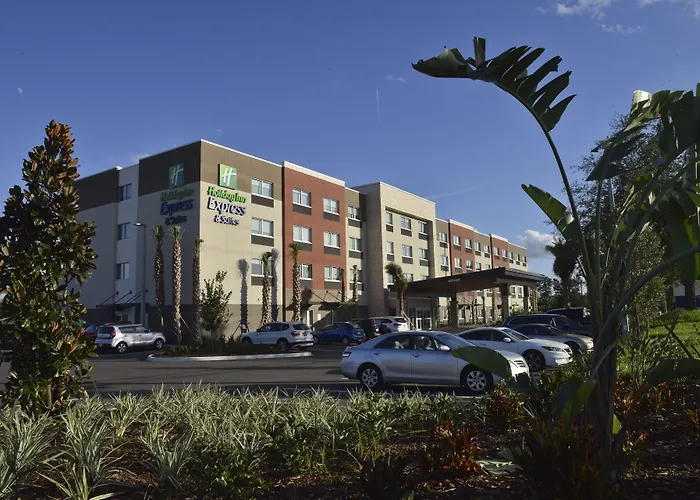 Holiday Inn Express & Suites - Orlando - Southeast By Ihg