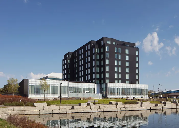 Delta Hotels By Marriott Thunder Bay