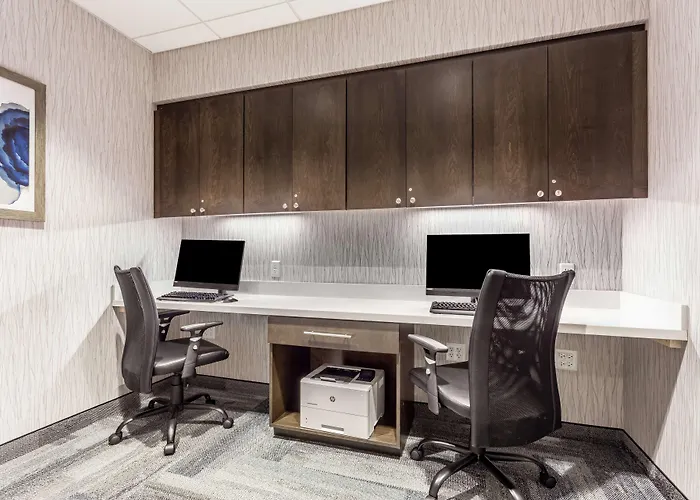 Hampton Inn & Suites Kittery-Portsmouth