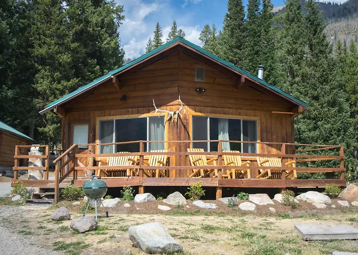 Silver Gate Lodging
