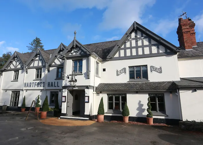Hartford Hall On School Lane Northwich