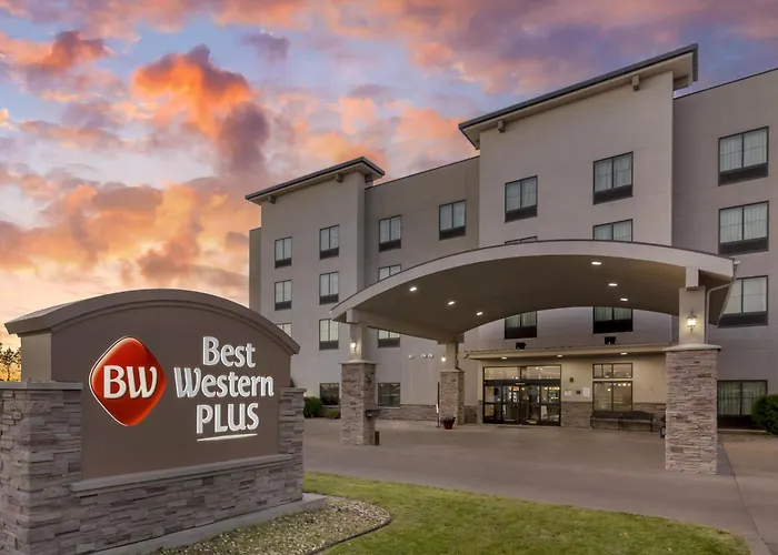 Best Western Plus Williston & Suites
