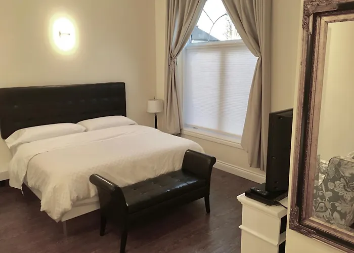 Sauble Beach Dog Friendly Hotels