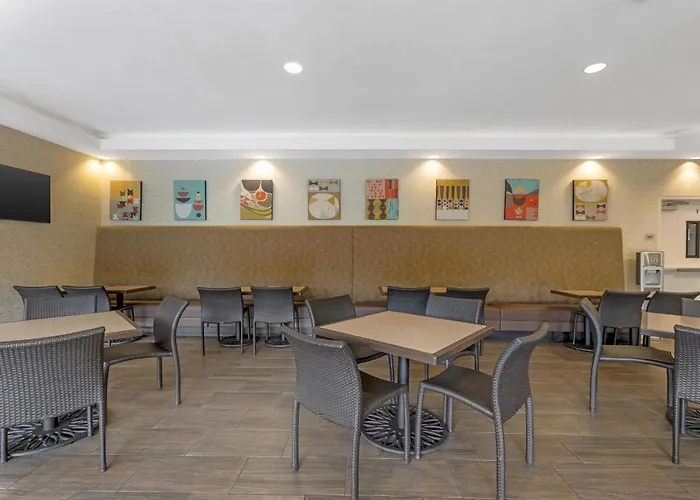 Best Western Plus Anaheim Inn