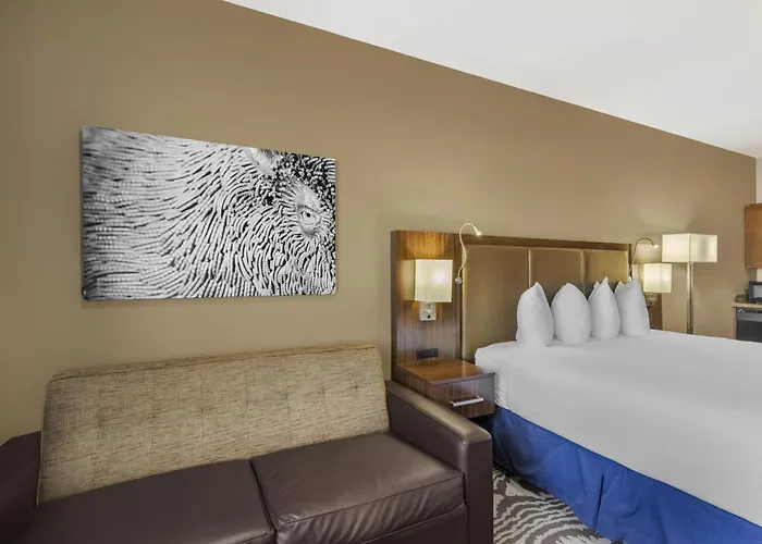 Best Western Plus Williston & Suites