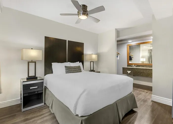 Best Western Pier Point Inn