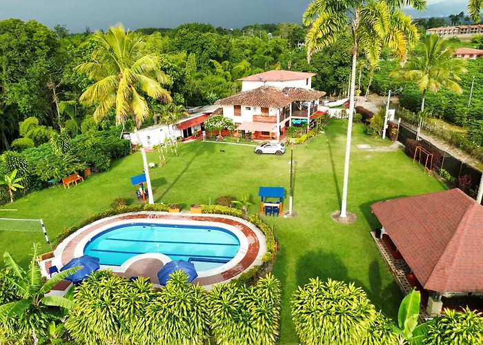 Finca hotel los cocos Montenegro