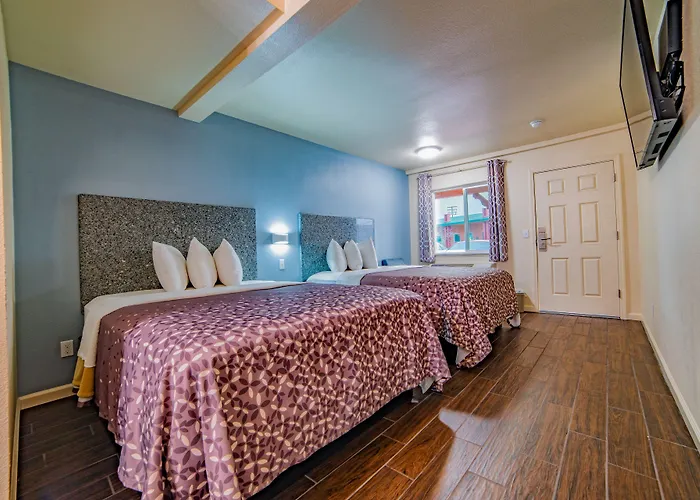 Turlock Inn