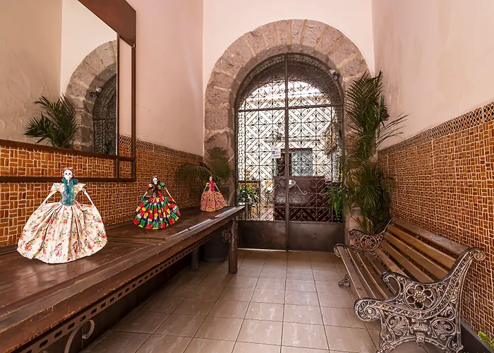 Hotel Cantera Rosa
