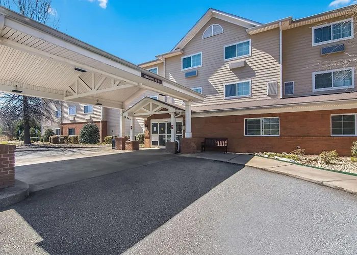 Mainstay Suites Near Fort Benning