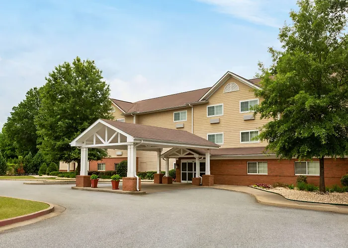 Mainstay Suites Near Fort Benning