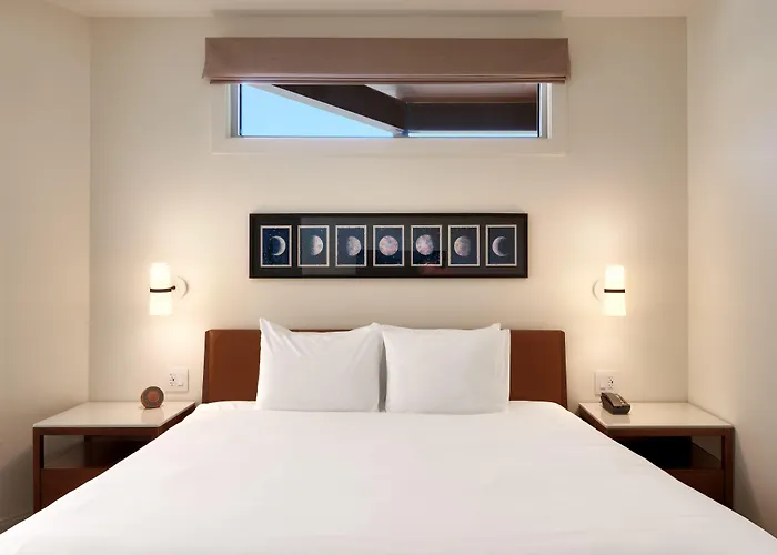 Gravity Haus Moab Hotel