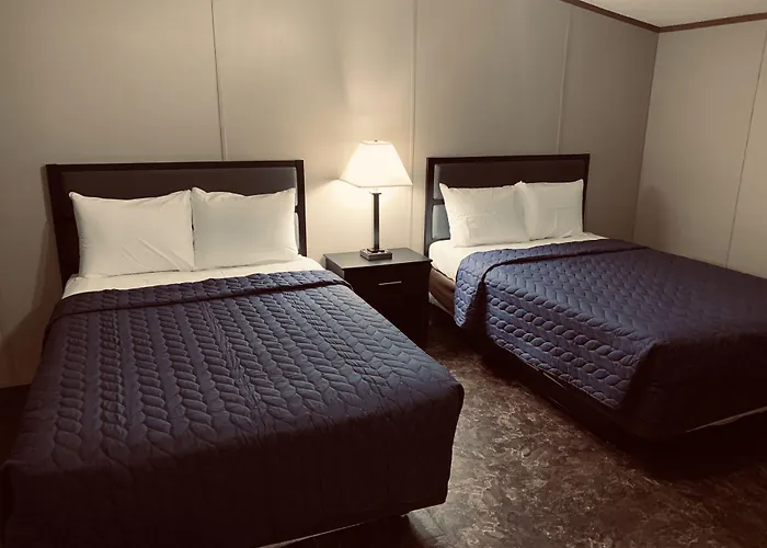 Monahans Country Inn