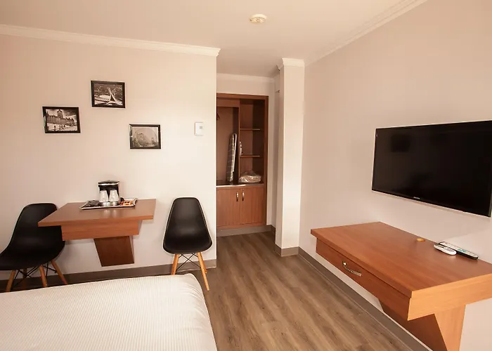 Motel Newstar Laval