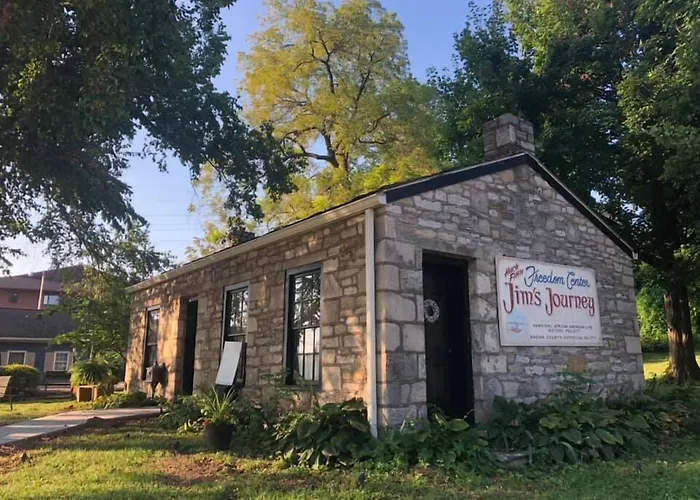 Riverside Inn Hannibal