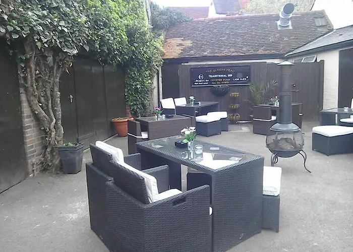 The Queens Head