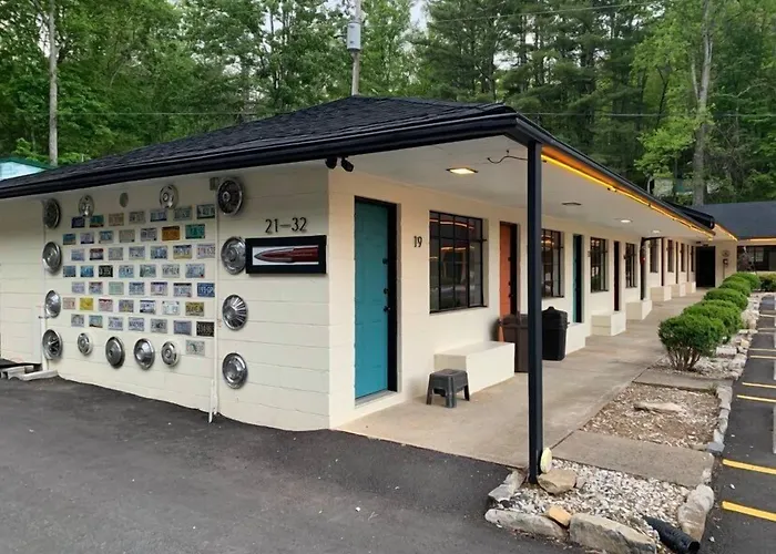 Route 19 Inn