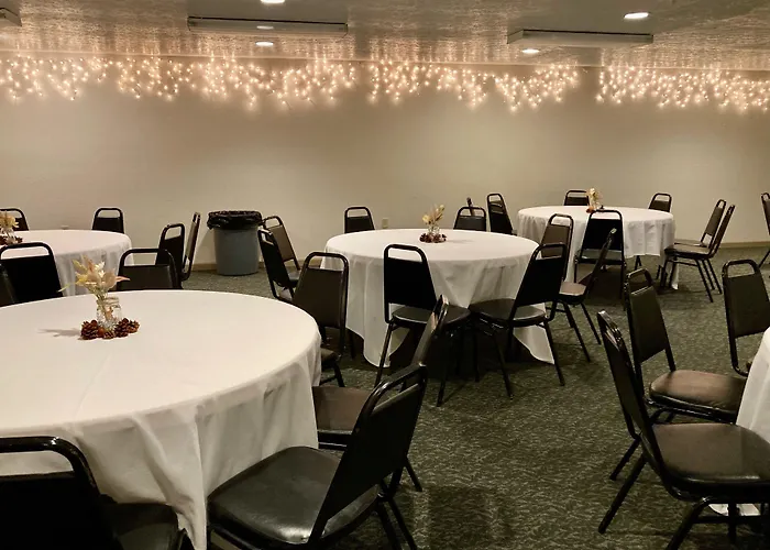 Bicentennial Inn