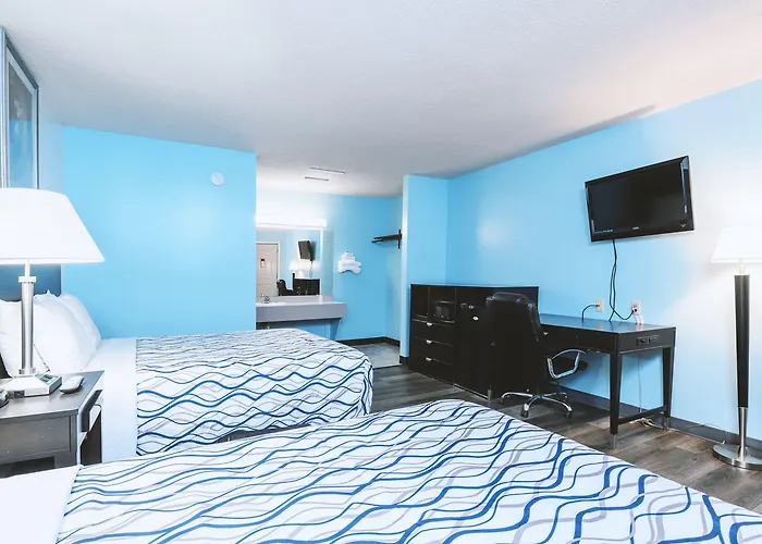 Blue Way Inn & Suites Wellington