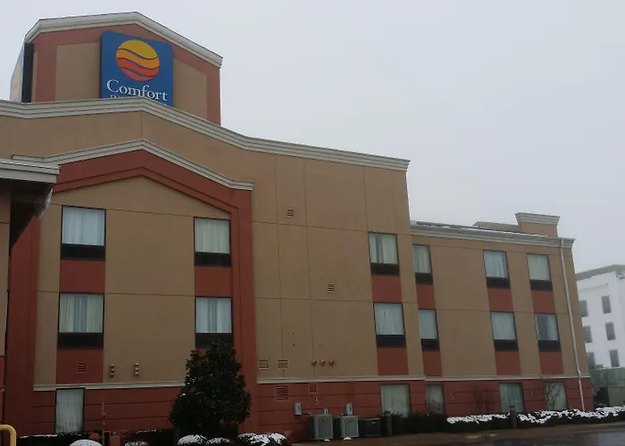 Comfort Inn & Suites Pauls Valley - City Lake