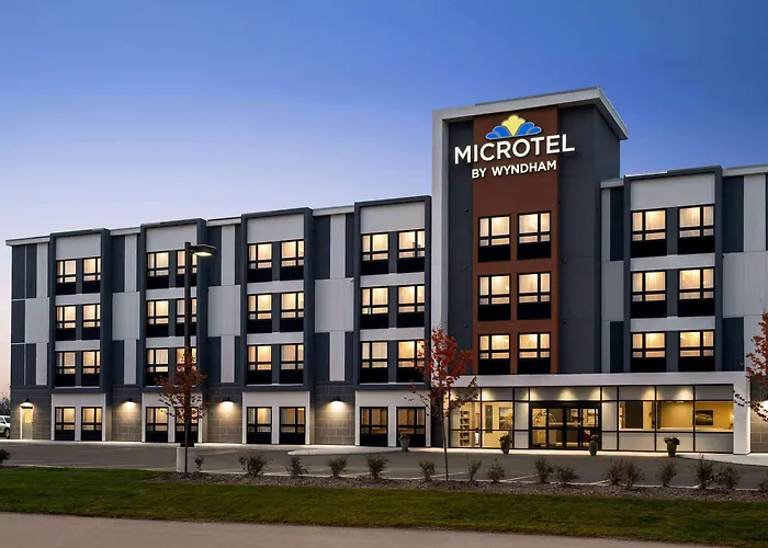 Microtel Inn & Suites By Wyndham Aurora