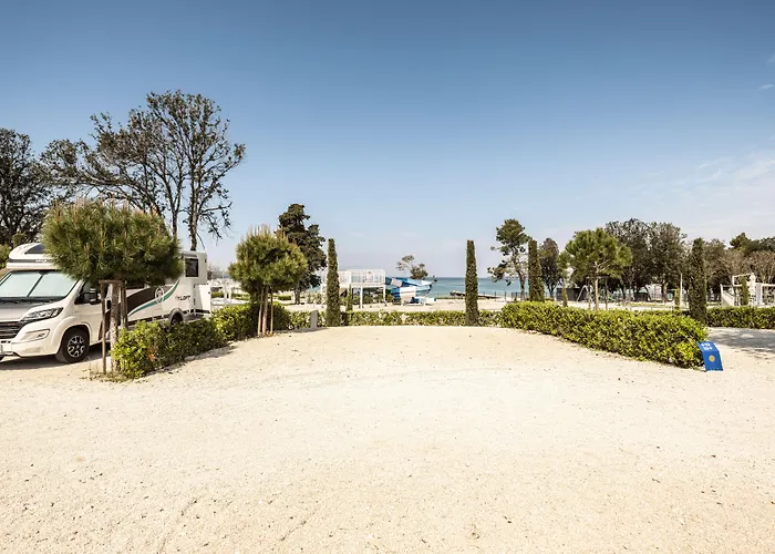Falkensteiner Premium Mobile Homes And Camping Zadar