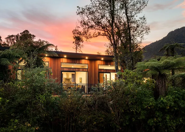 Franz Josef Dog Friendly Hotels