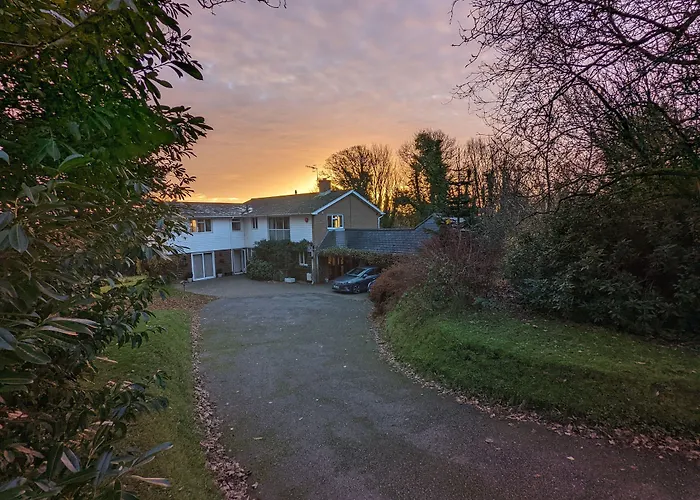Summerfields House