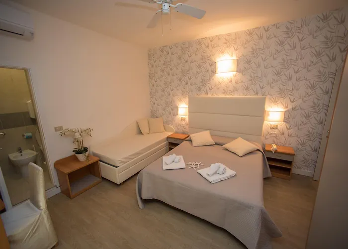 Hotel Ermeti B&B Brunch Riccione