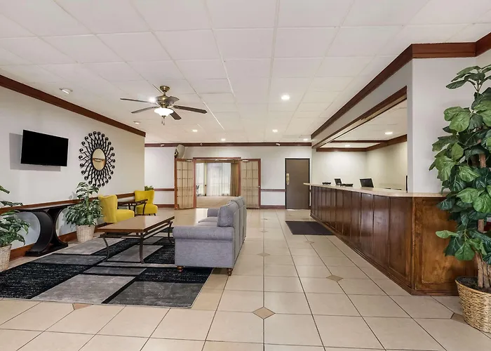 Quality Inn Alice