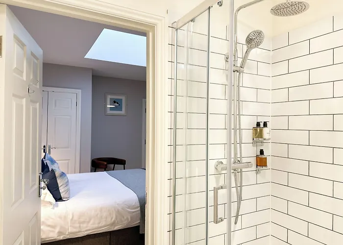 Beach House Hotel